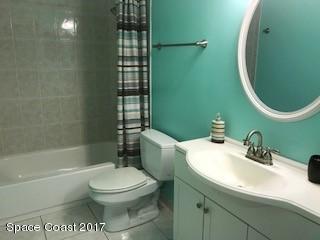 2018 Blue Ridge Avenue Melbourne, FL 32935 - Photo 6 of 27 guest bath