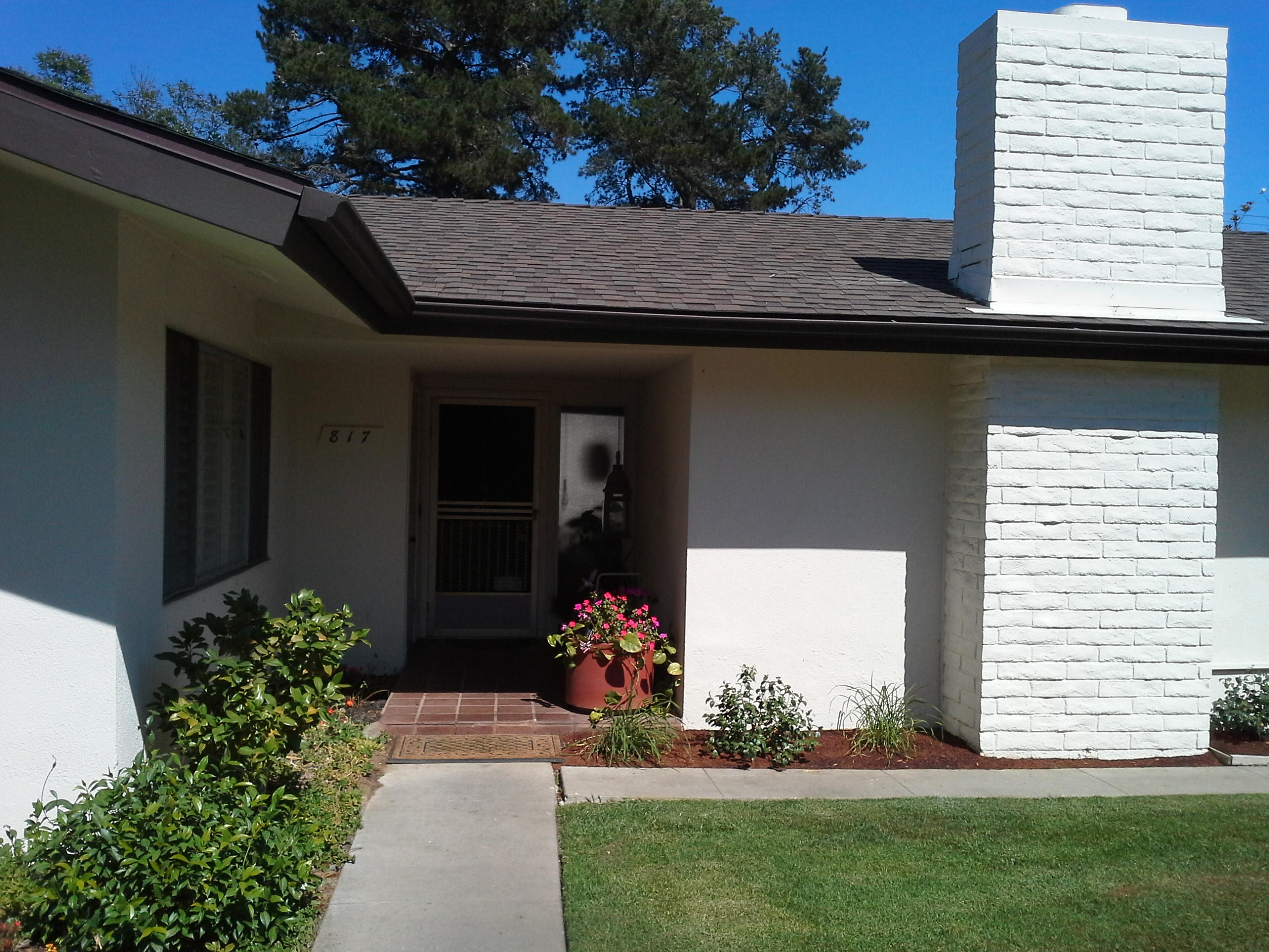 817 Cieneguitas Road Santa Barbara, CA 93110 - Photo 1 of 12 a view of a house with a garden