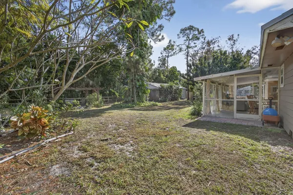 $3,900 | 3470 Custer Avenue, Lake Worth, FL 33467