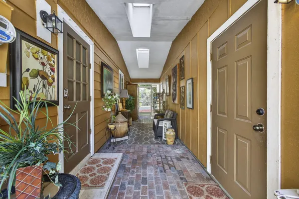 $3,900 | 3470 Custer Avenue, Lake Worth, FL 33467