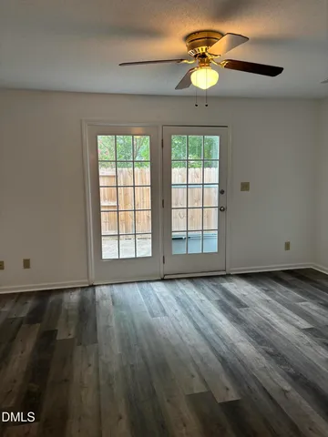 $1,250 | 209 South Lincoln Street, Benson, NC 27504