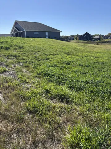 $109,500 | 22 Sunset Court, North Mankato, MN 56003