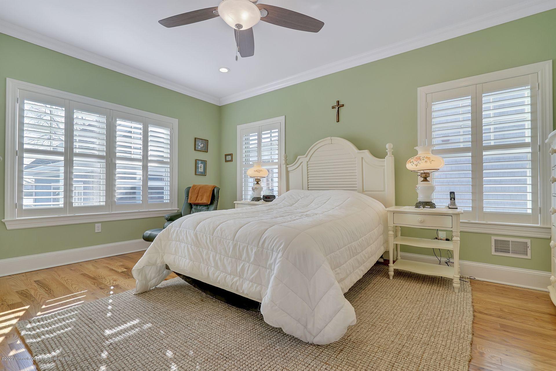 330 Villa Park Way Spring Lake, NJ 07762 - Photo 19 of 46 23