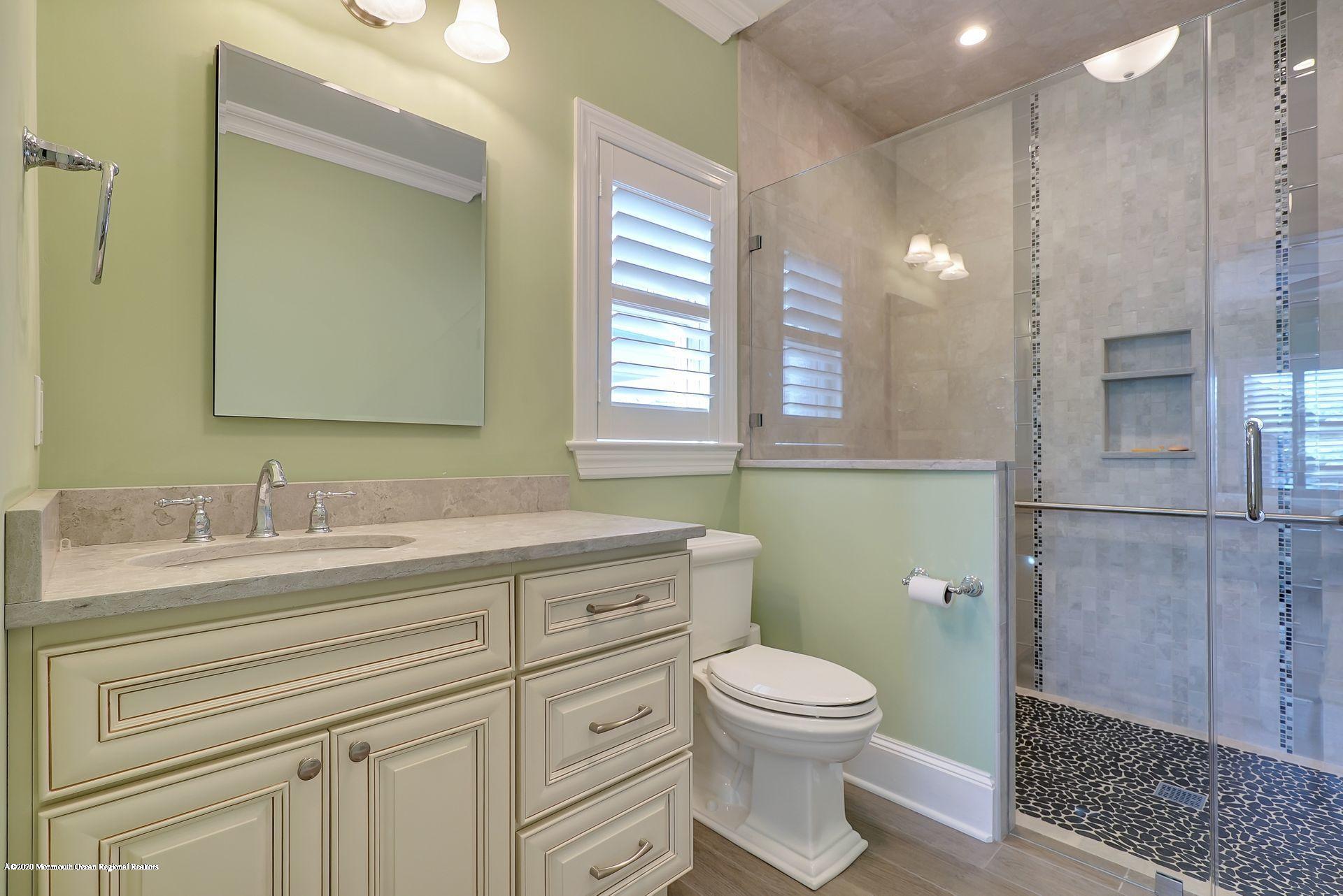 330 Villa Park Way Spring Lake, NJ 07762 - Photo 21 of 46 25