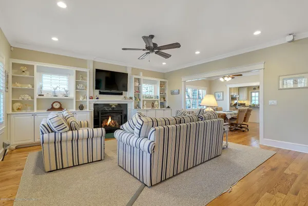 $8,000 | 330 Villa Park Way, Spring Lake, NJ 07762