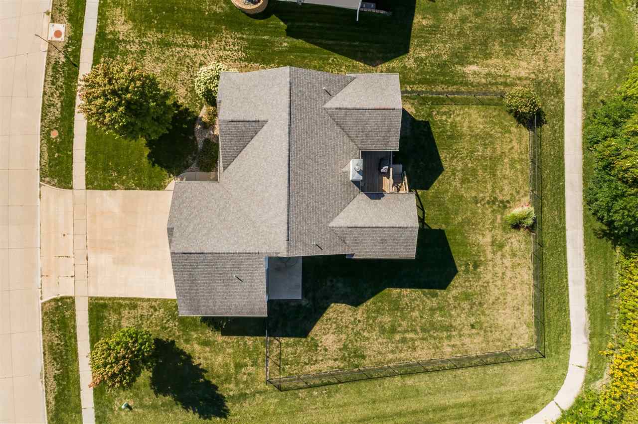 907 Wood Lily Road Solon, IA 52333 - Photo 10 of 40 Gallery Image 10