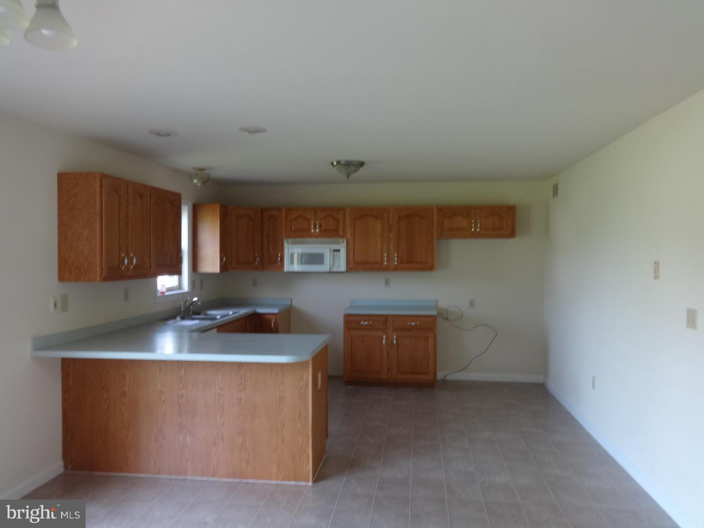 73 Cider Mill Road Mertztown, PA 19539 - Photo 4 of 17 Gallery Image 4