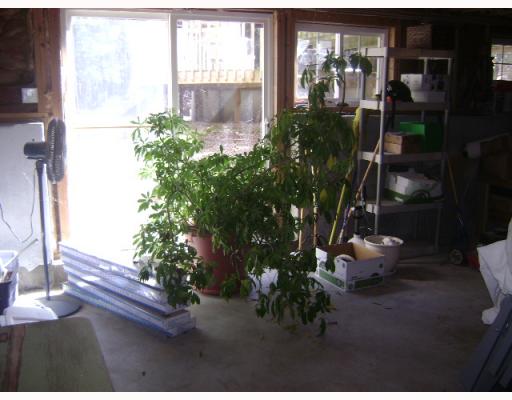 153 Old Shannock Road Charlestown, RI 02813 - Photo 9 of 12 Interior Space/Layout.