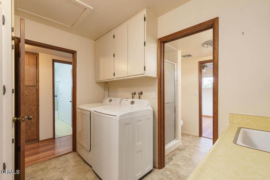 1060 Spring Street Oak View, CA 93022 - Photo 18 of 33 a view of utility room with washer and dryer