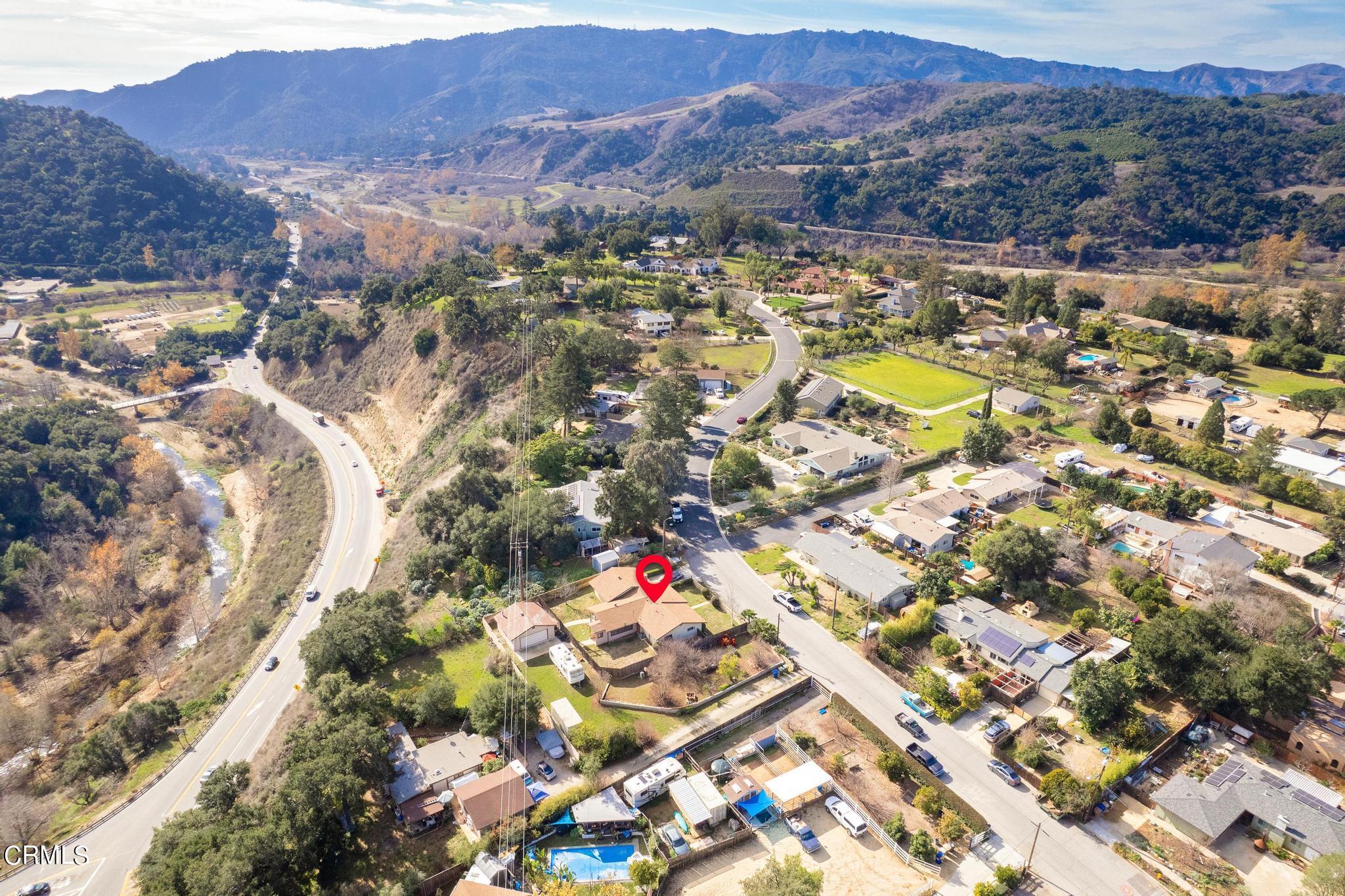 1060 Spring Street Oak View, CA 93022 - Photo 2 of 33 view of city and mountain
