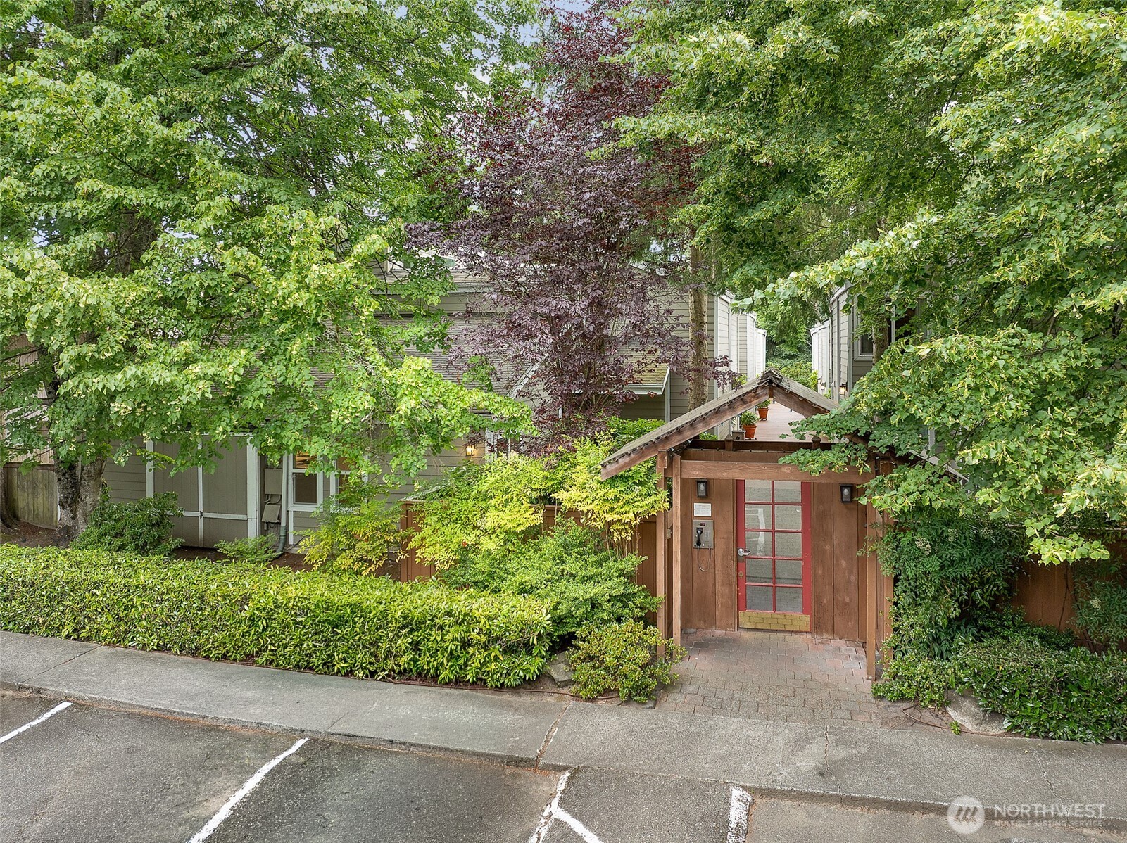 7901 196th Street Southwest, Unit 22 Edmonds, WA 98026 - Photo 26 of 34