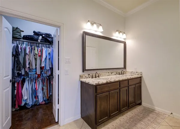 $420,000 | 312 Spring Run Drive, Decatur, TX 76234