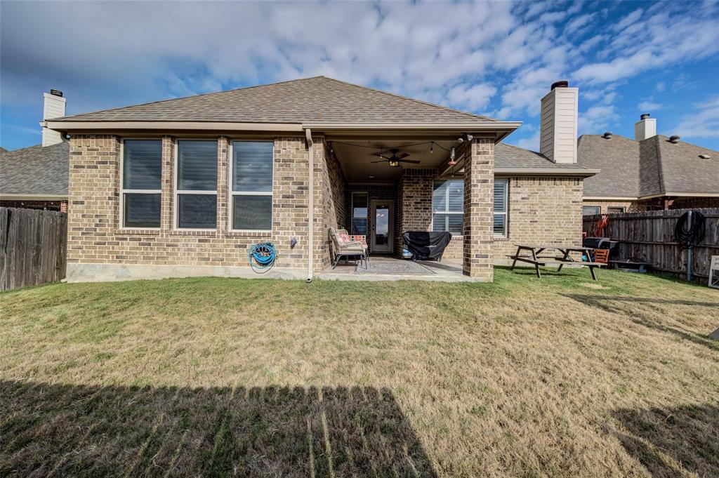 312 Spring Run Drive Decatur, TX 76234 - Photo 25 of 34
