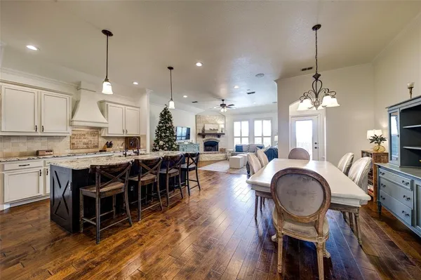 $420,000 | 312 Spring Run Drive, Decatur, TX 76234