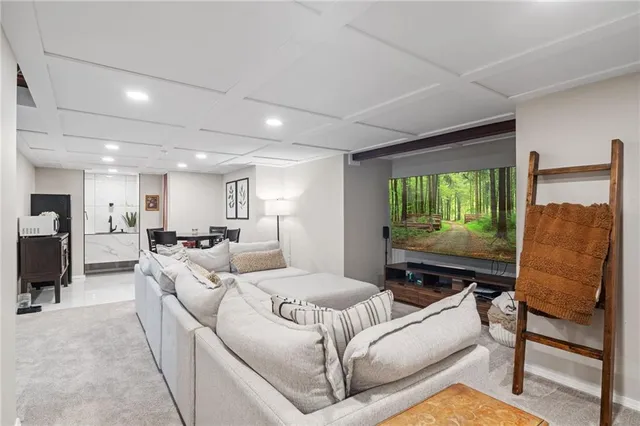 $339,999 | 511 Santa Fe Drive, Gower, MO 64454