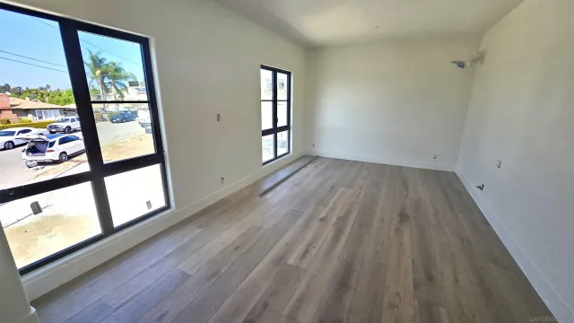 $1,540,000 | 227 Hill Drive, Vista, CA 92083