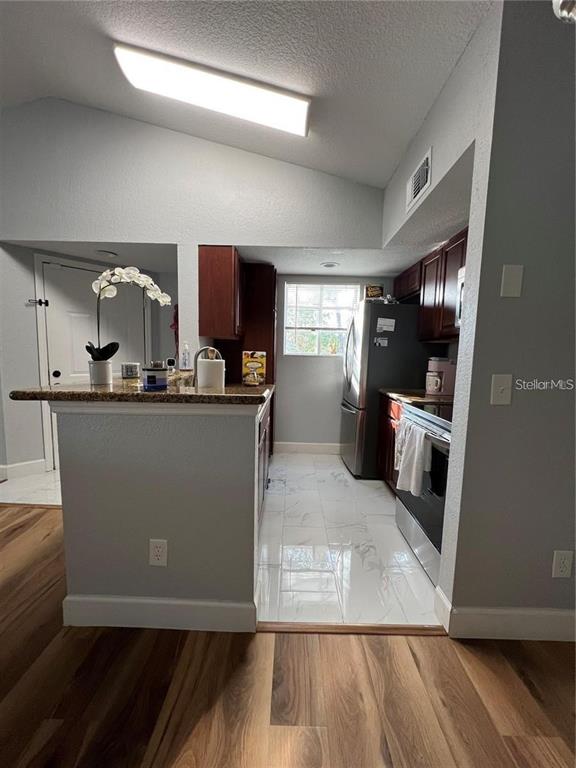 5168 Conroy Road, Unit 28 Orlando, FL 32811 - Photo 4 of 14