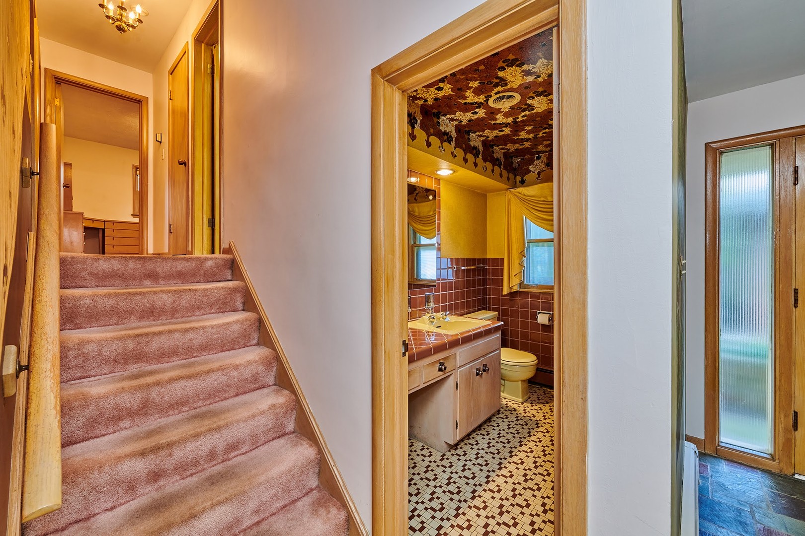 1340 South Knight Avenue Park Ridge, IL 60068 - Photo 14 of 28 Gallery Image 14