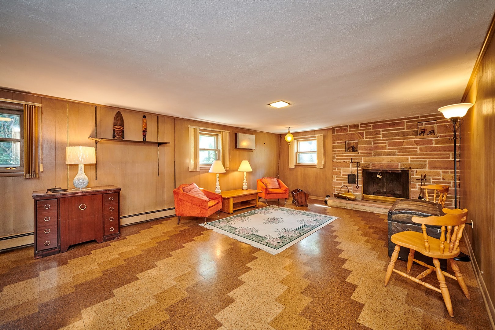 1340 South Knight Avenue Park Ridge, IL 60068 - Photo 22 of 28 Gallery Image 22