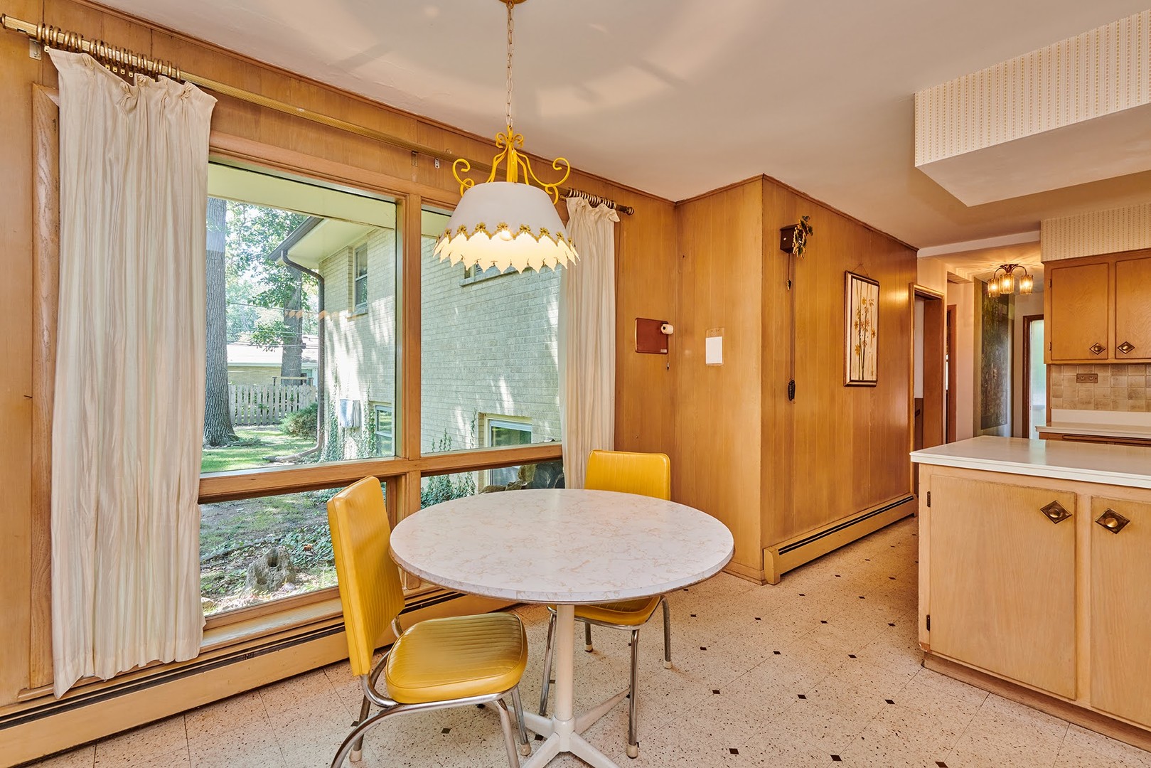1340 South Knight Avenue Park Ridge, IL 60068 - Photo 7 of 28 Gallery Image 7