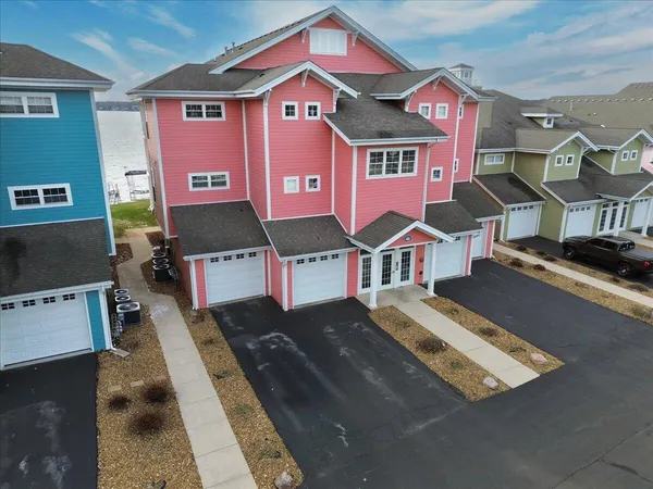 $564,000 | 13244 East Lakeshore Drive, Unit B202, Cedar Lake, IN 46303