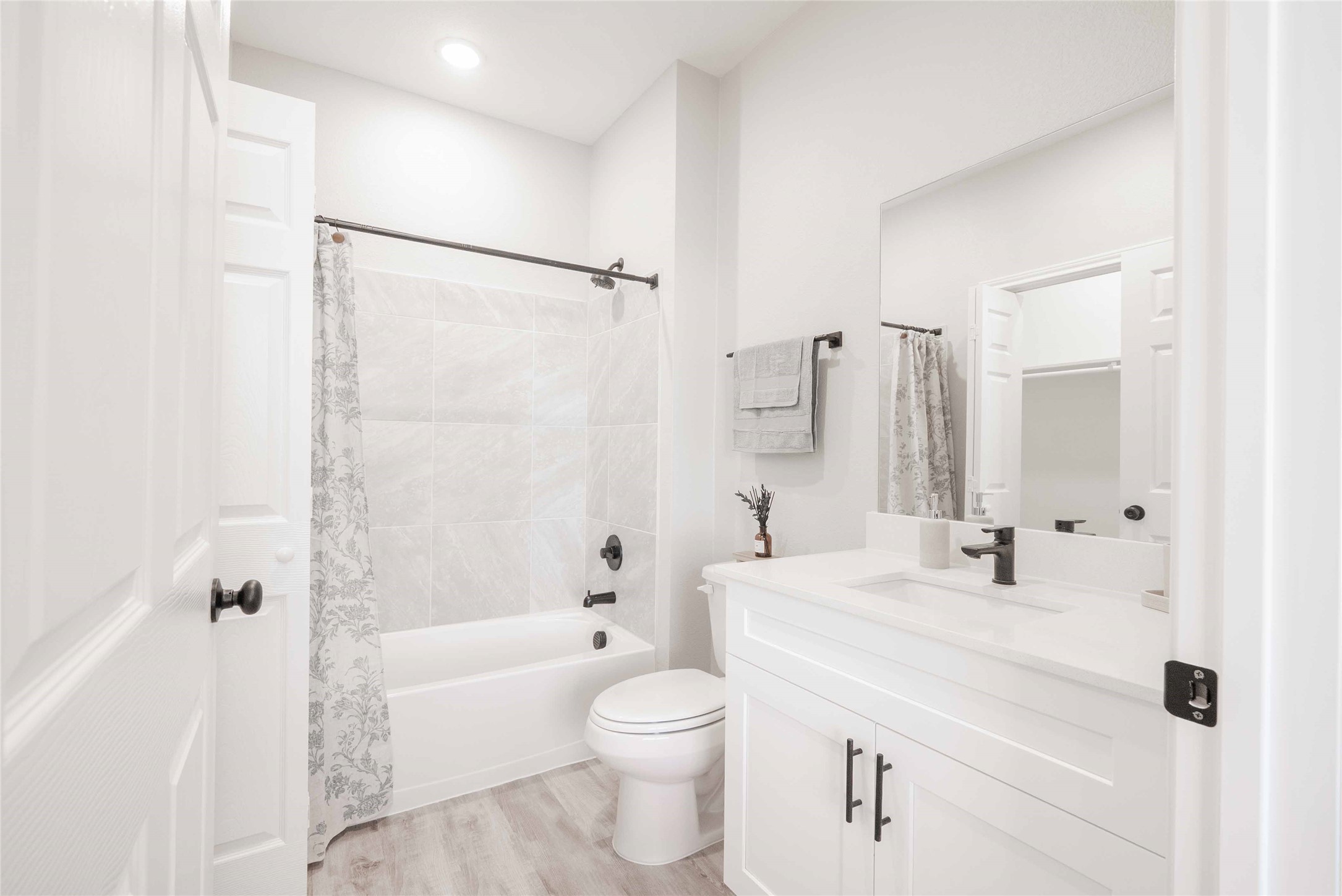 2101 Reinke Road, Unit 6104 Waller, TX 77484 - Photo 8 of 23 a bathroom with a sink a toilet and shower
