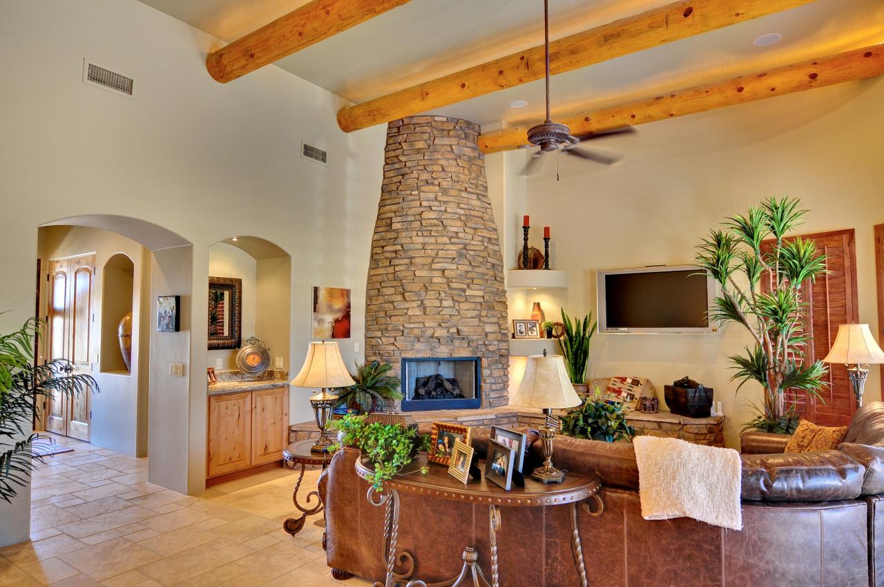 405 West Olesen Road Phoenix, AZ 85085 - Photo 9 of 16 GREATROOM