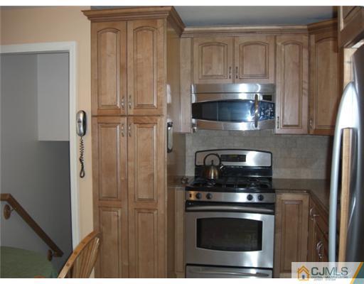 4 Parsons Road East Brunswick, NJ 08816 - Photo 4 of 10 Gallery Image 4