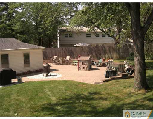 4 Parsons Road East Brunswick, NJ 08816 - Photo 9 of 10 Gallery Image 9