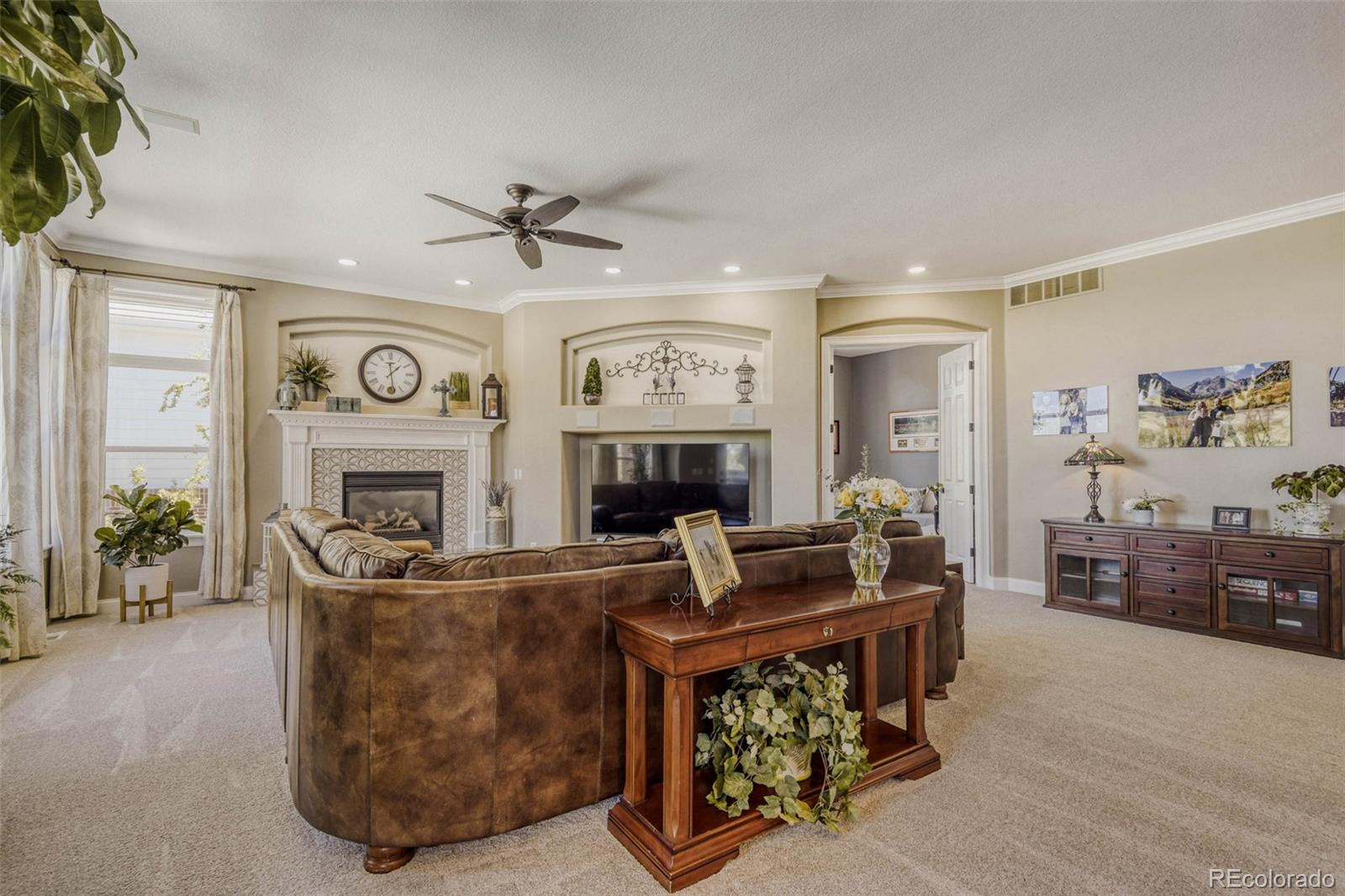 7923 Witney Place Lone Tree, CO 80124 - Photo 13 of 50