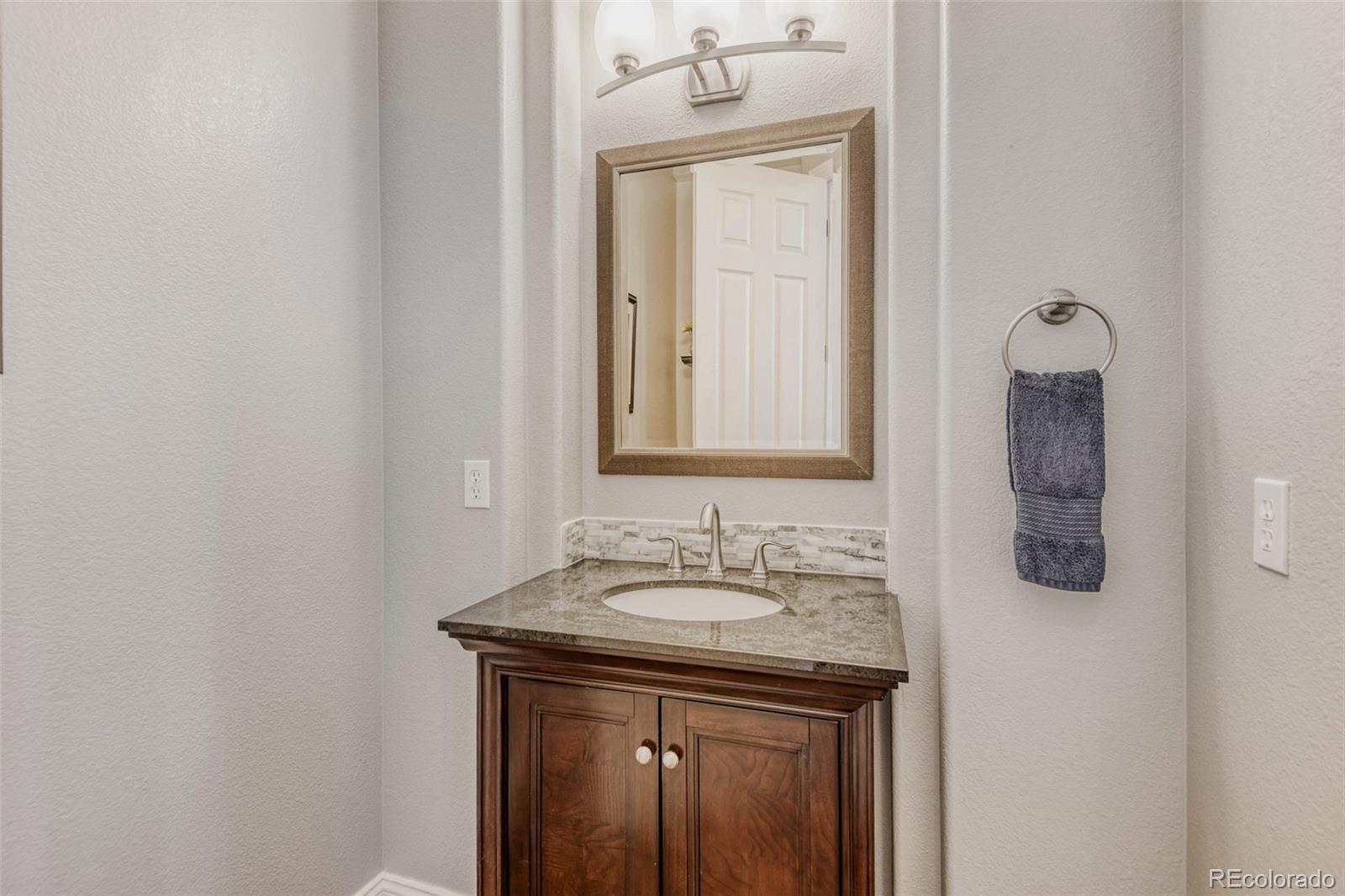 7923 Witney Place Lone Tree, CO 80124 - Photo 18 of 50