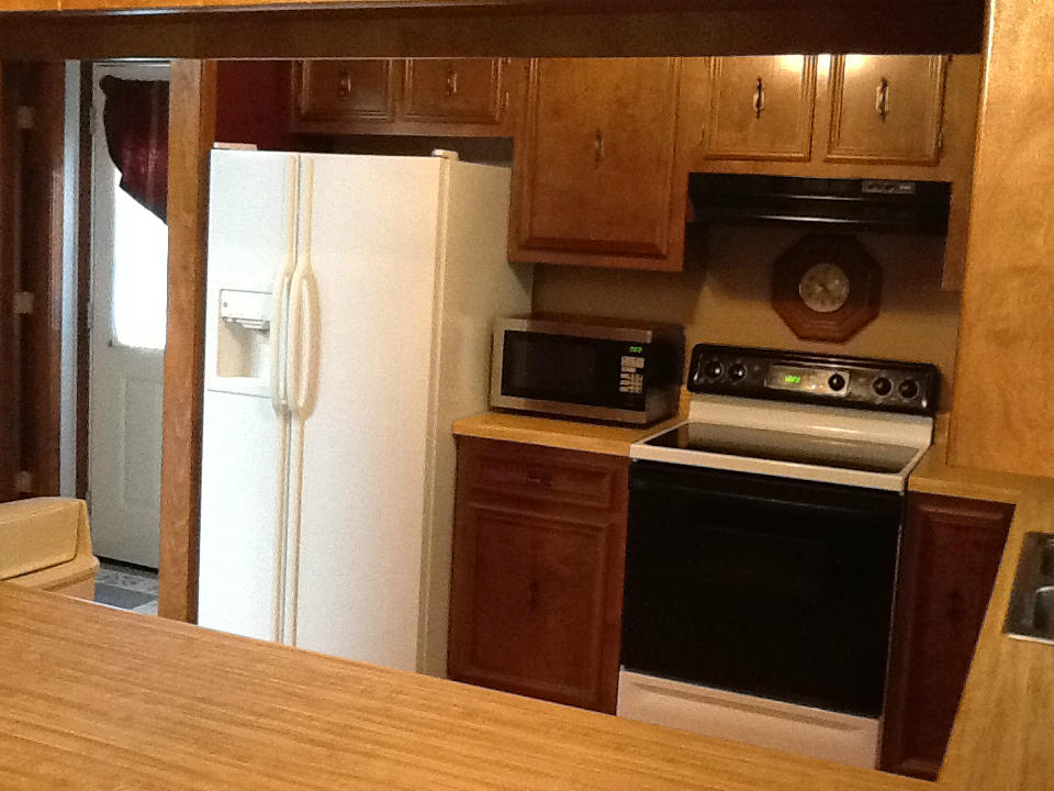 181 Round Hill Road Rocky Mount, VA 24151 - Photo 15 of 53 7 Entry Kitchen