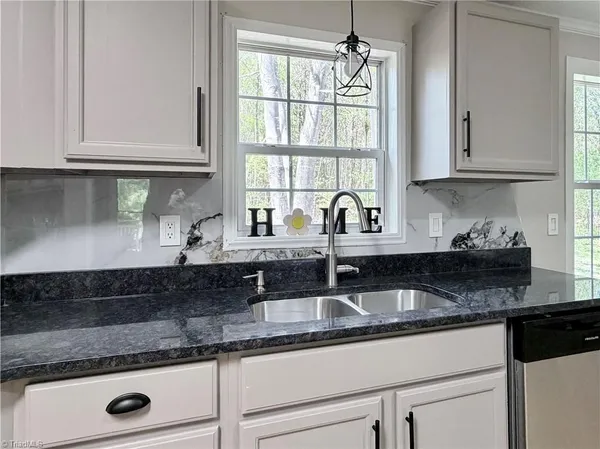$199,900 | 1407 Remer Regan Road, Lexington, NC 27292