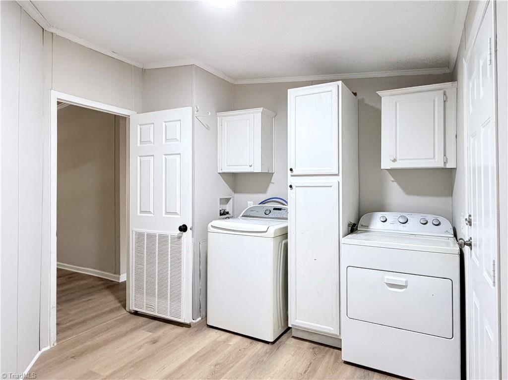 1407 Remer Regan Road Lexington, NC 27292 - Photo 24 of 31 Laundry Rm