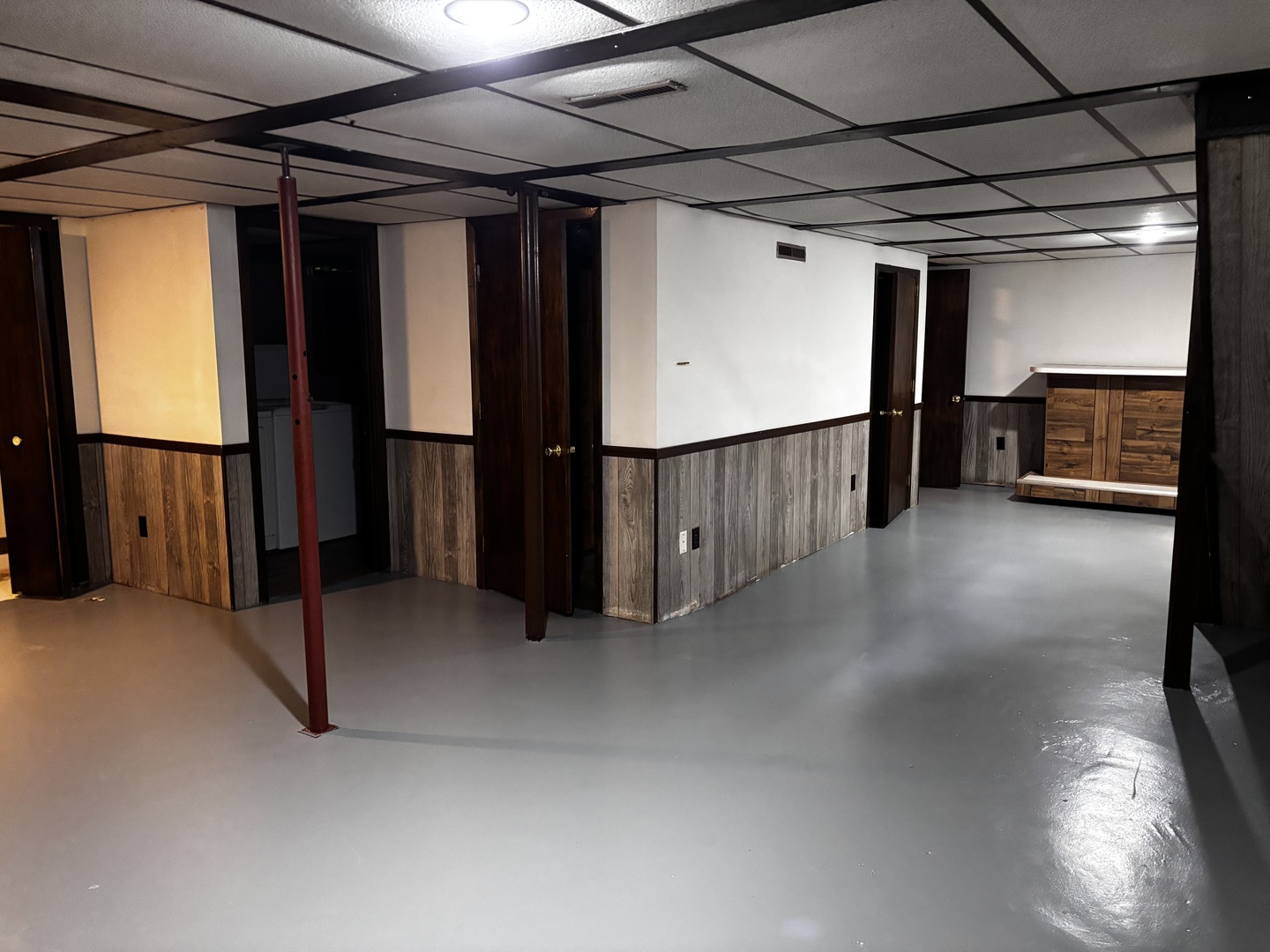 215 Cedar Street Morrison, IL 61270 - Photo 16 of 18 a view of an empty room with a window