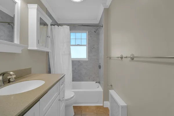 $3,700 | 2 Bellevue Avenue, Wakefield, MA 01880
