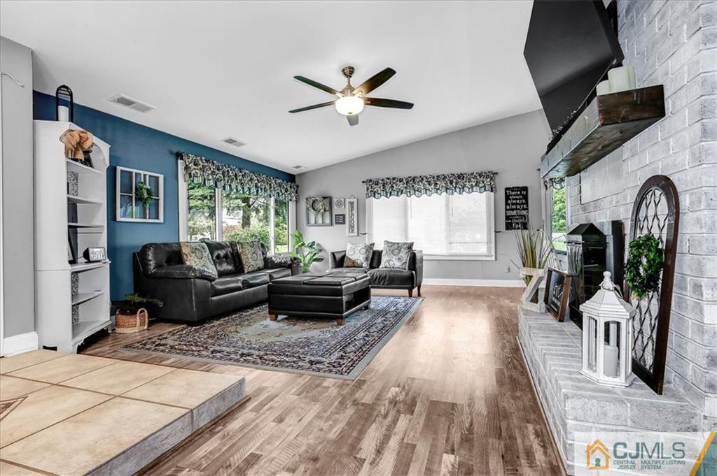 470 Iron Bridge Road Freehold, NJ 07728 - Photo 5 of 38