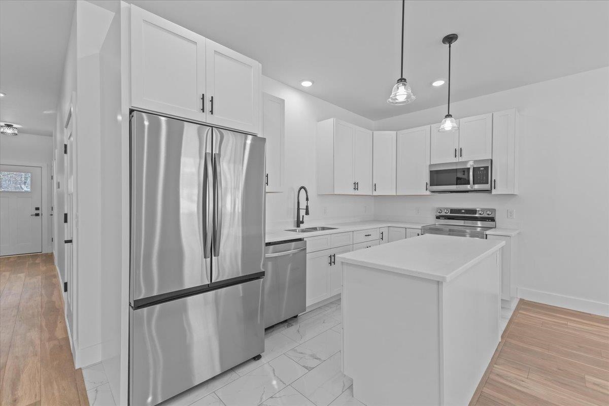 208 Dale Road Burlington, VT 05408 - Photo 19 of 48
