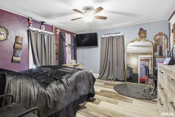 $198,000 | 353 East 4th Avenue, Woodhull, IL 61490