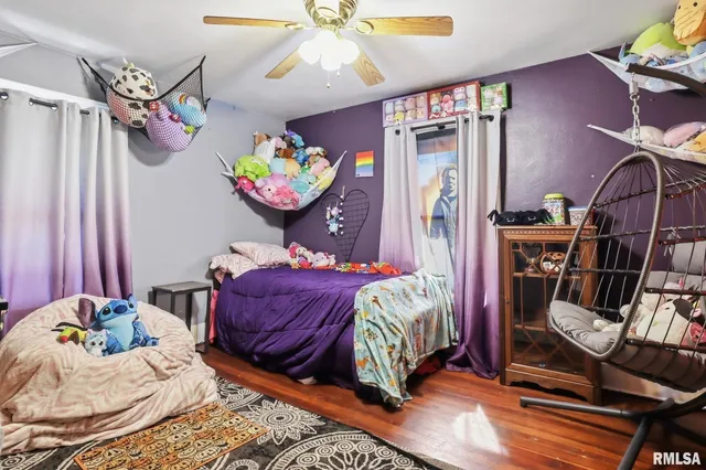 $200,000 | 353 East 4th Avenue, Woodhull, IL 61490