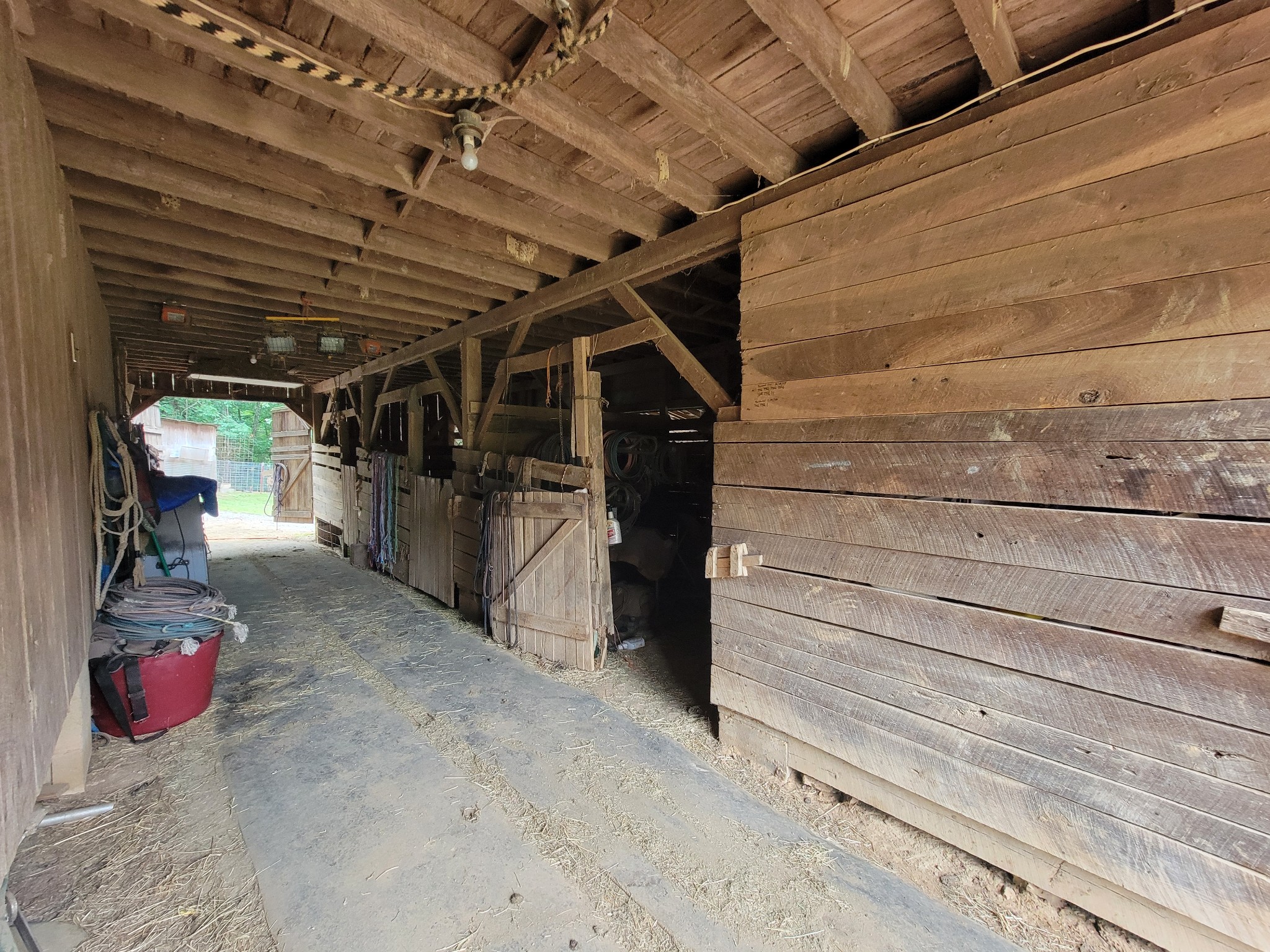 1089 Jim Clark Road Erin, TN 37061 - Photo 43 of 71