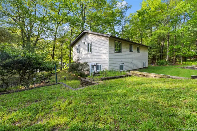 $599,000 | 16 Fairway Drive, Highland Lake, NY 12743