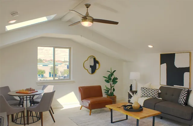 $489,900 | 304 Tesla Circle, Austin, TX 78681