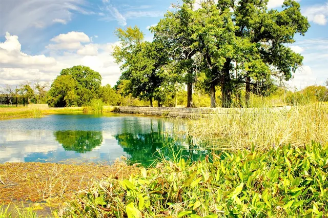 $489,900 | 304 Tesla Circle, Austin, TX 78681