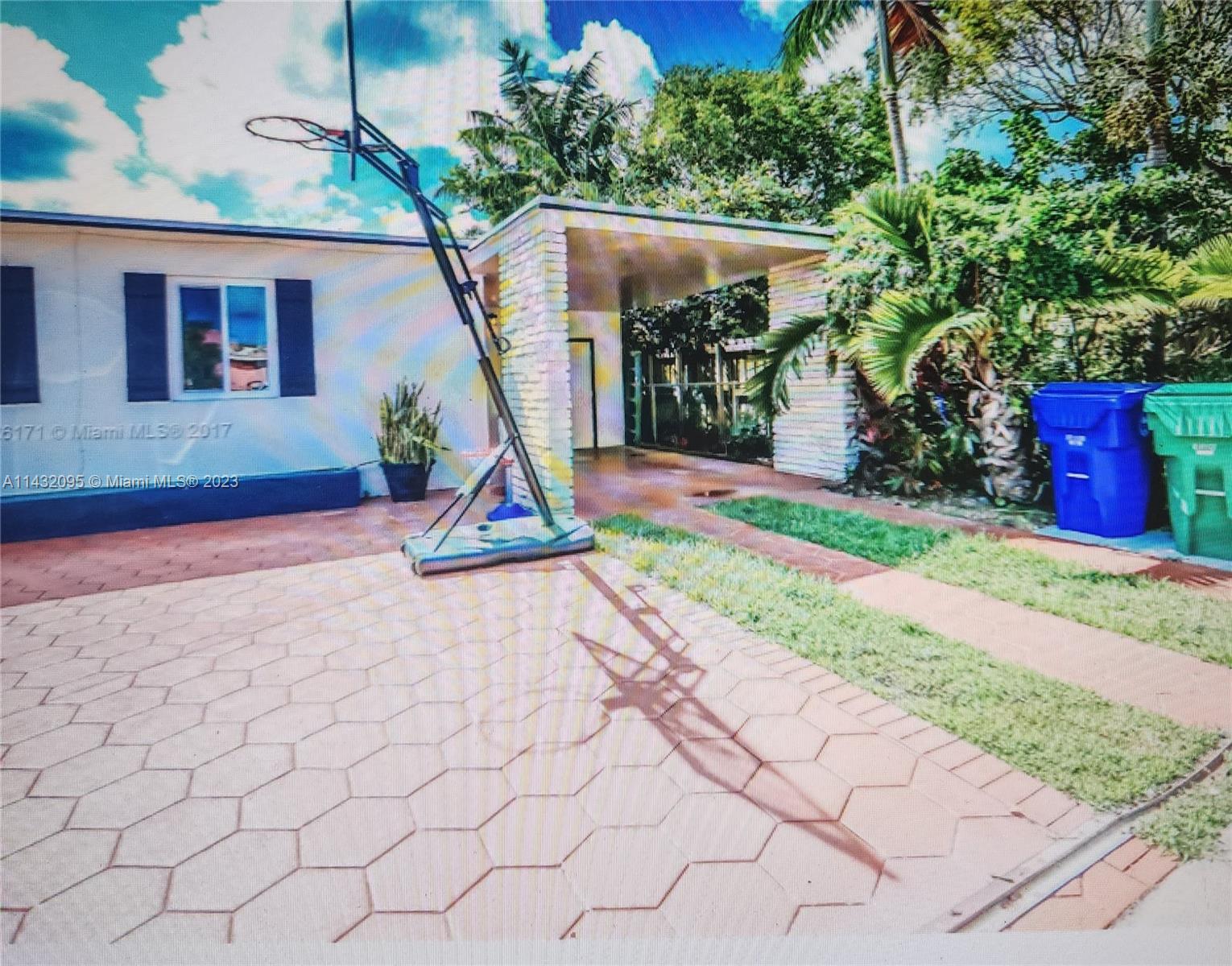 3101 Southwest 18th Street Miami, FL 33145 - Photo 3 of 11 a house view with a backyard space