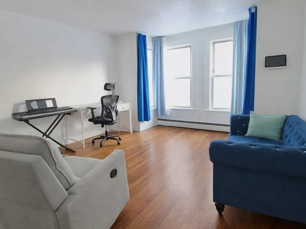 $869,900 | 502 Western Avenue, Lynn, MA 01904