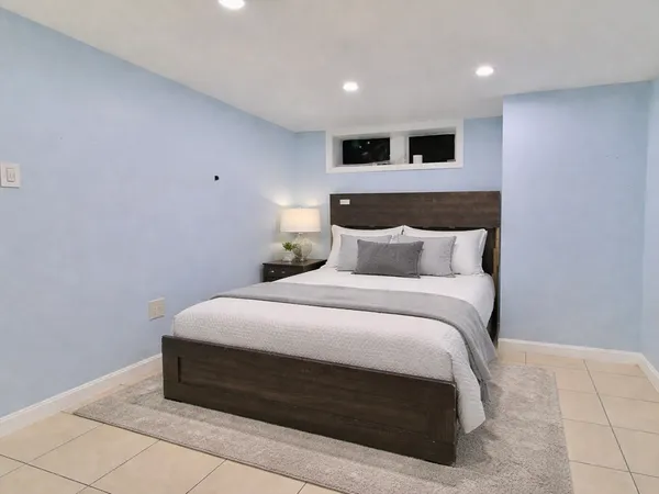 $869,900 | 502 Western Avenue, Lynn, MA 01904