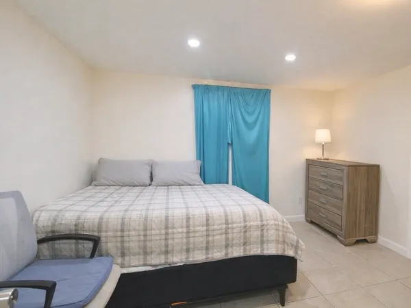 $869,900 | 502 Western Avenue, Lynn, MA 01904