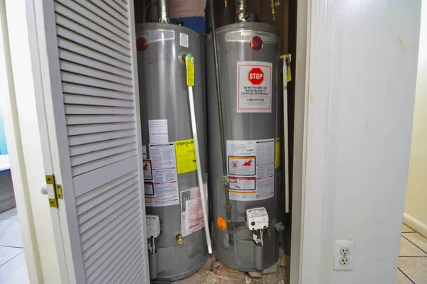 $869,900 | 502 Western Avenue, Lynn, MA 01904