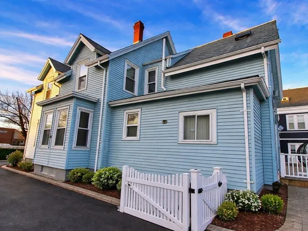 $869,900 | 502 Western Avenue, Lynn, MA 01904